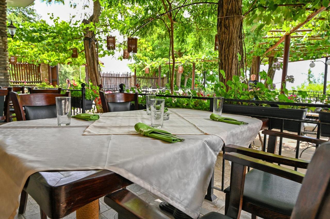 Complex Chayka Guest House Byala  Ngoại thất bức ảnh