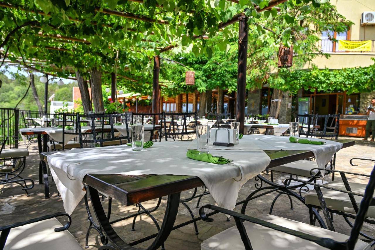 Complex Chayka Guest House Byala  Ngoại thất bức ảnh