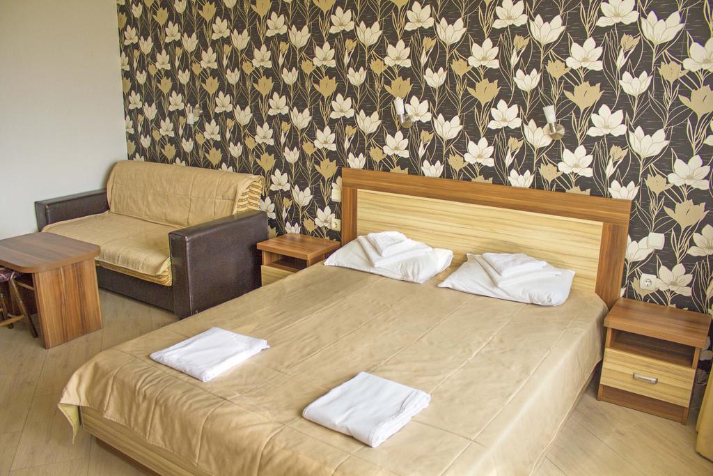 Complex Chayka Guest House Byala  Ngoại thất bức ảnh